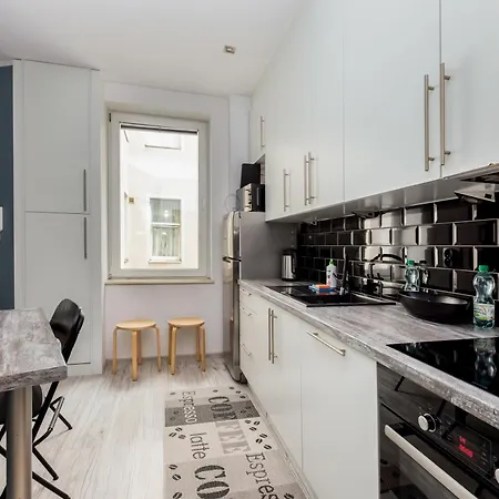 Apartment Niepodleglosci Harmony By Bookinghost