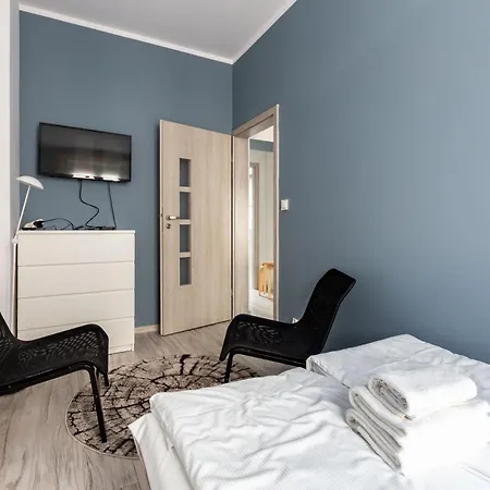Apartment Niepodleglosci Harmony By Bookinghost